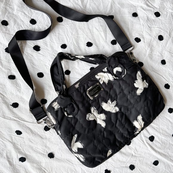 Marc By Marc Jacobs Handbags - Marc by Marc Jacobs Black Floral Laptop Sleeve Case Messenger Crossbody Bag